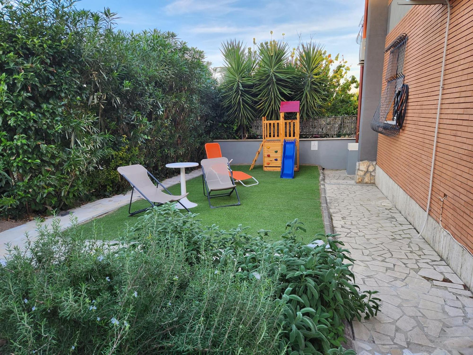 Relax La Torricella Appartement Fonte Nuova Buitenkant foto